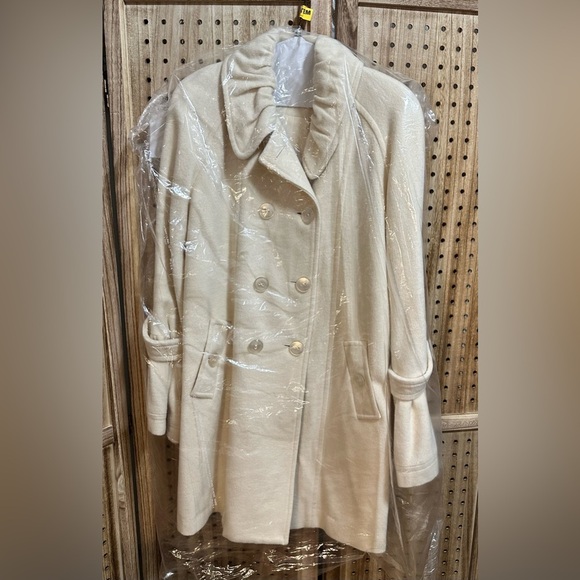 EUC Cream Ruffle Collar Fall Winter Wool Coat 🧥Bell Sleeves - Picture 8 of 8